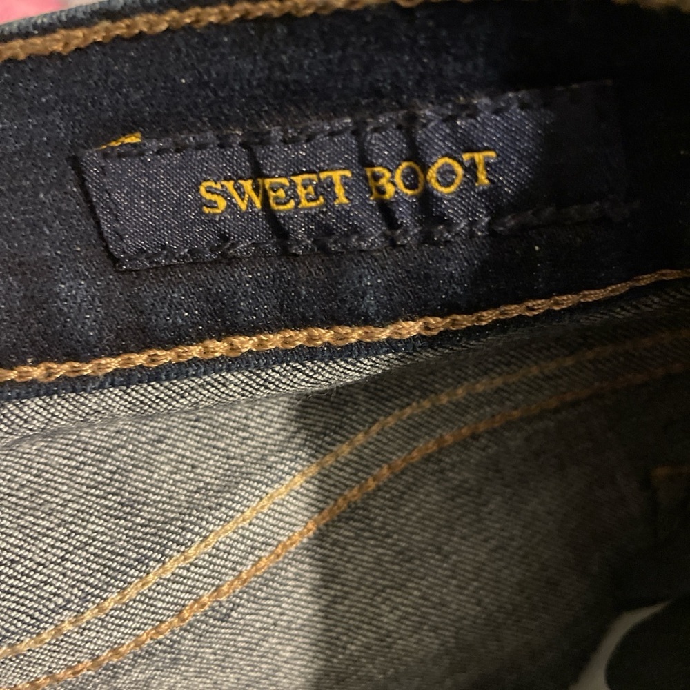 Lucky Brand Blue Boot Cut Jeans - Picture 6 of 7